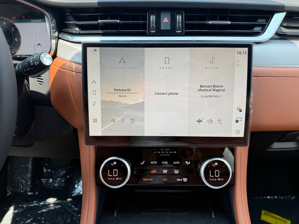 2026 Jaguar F-PACE P250 R-Dynamic S photo 23