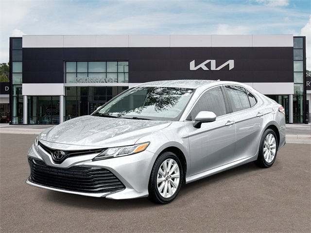 2020 Toyota Camry LE photo 4