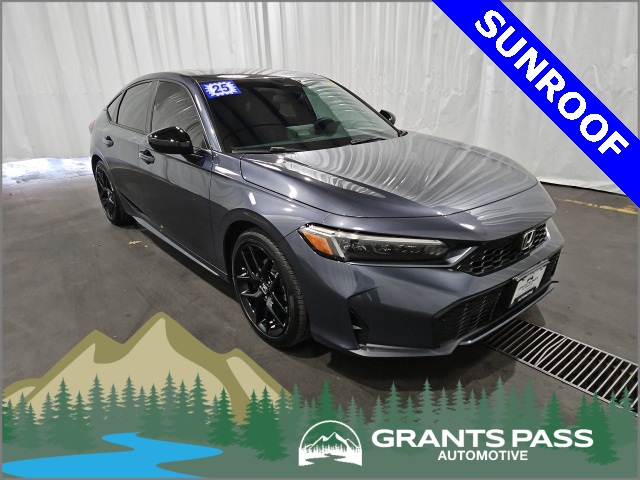 2025 Honda Civic Hatchback Sport's photo