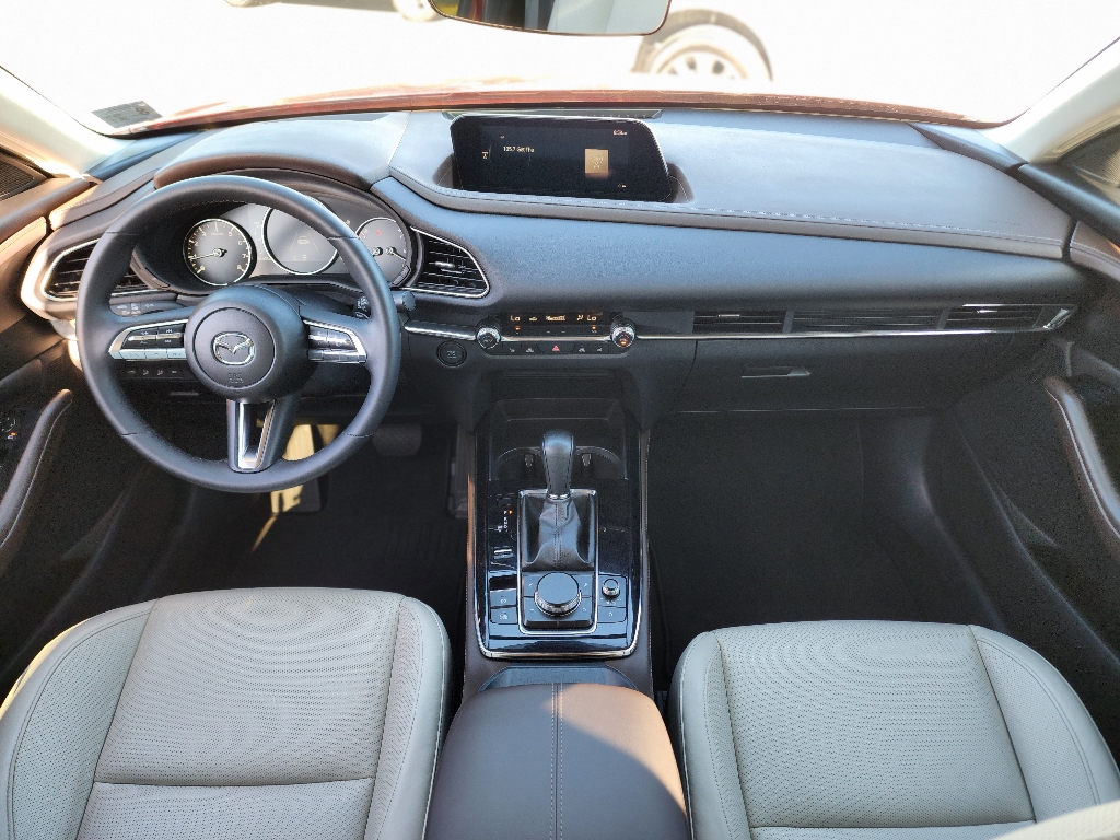 2022 Mazda CX-30 2.5 S Premium photo 2