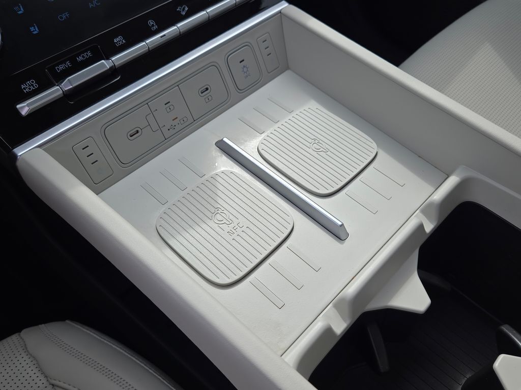 2024 Hyundai Santa Fe Calligraphy photo 25