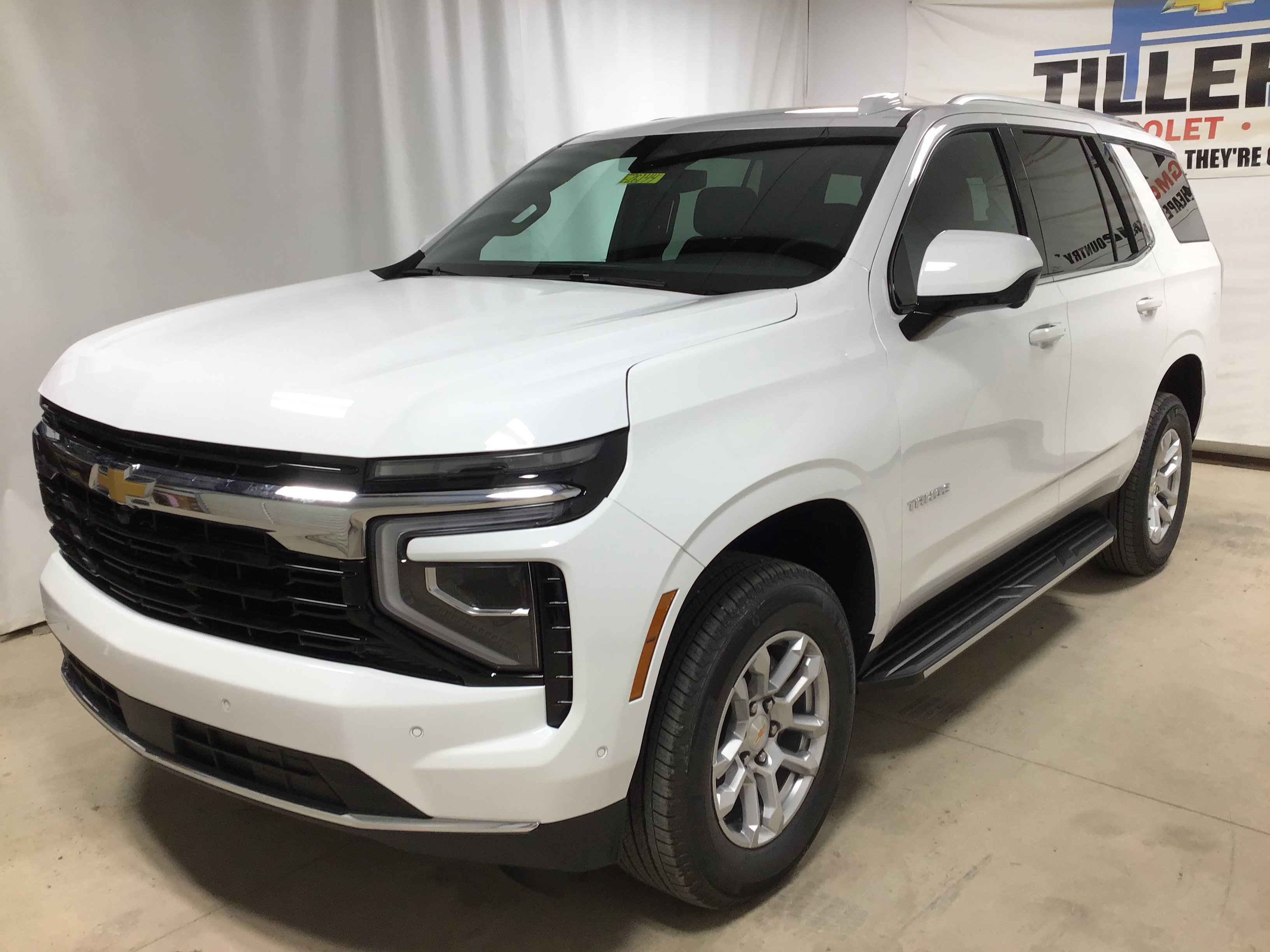 2026 Chevrolet Tahoe LS photo 3