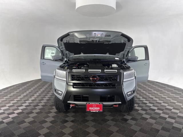 2026 Nissan Frontier Crew Cab PRO-4X photo 15