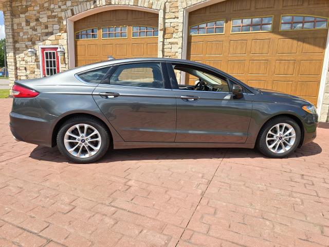 Used 2019 Ford Fusion SE with VIN 3FA6P0HD0KR104266 for sale in Milladore, WI