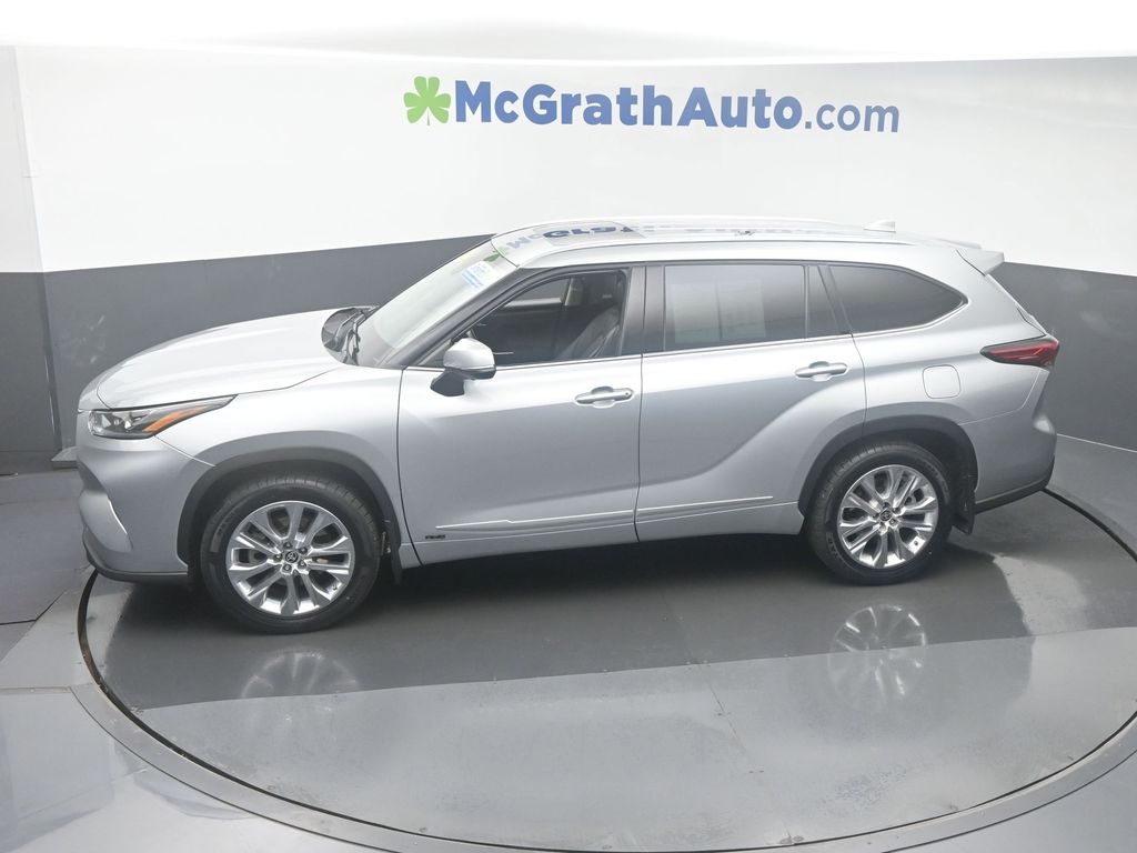 2022 Toyota Highlander Hybrid Limited photo 21