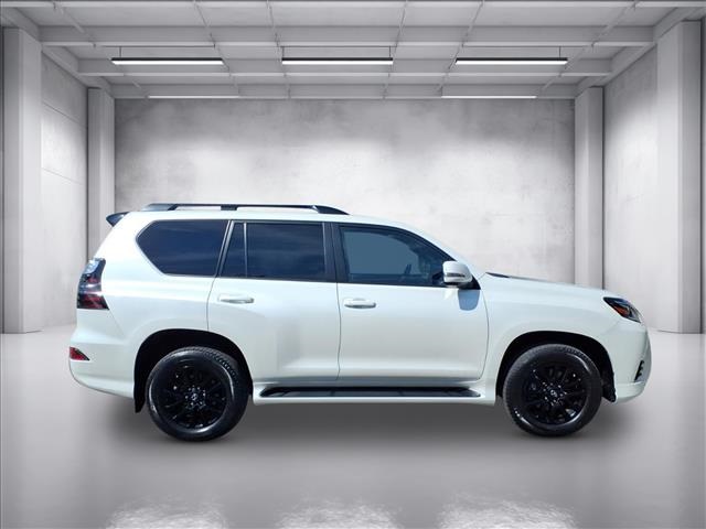 2023 Lexus GX 460 Black Line Special Edition photo 2