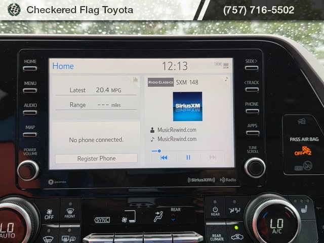 2022 Toyota Highlander XLE photo 13