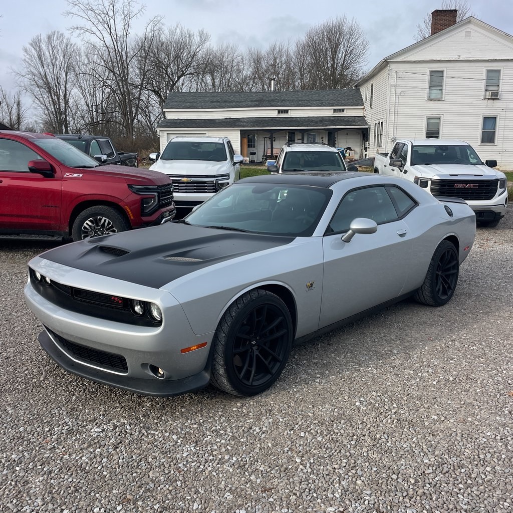 2023 Dodge Challenger R/T's photo