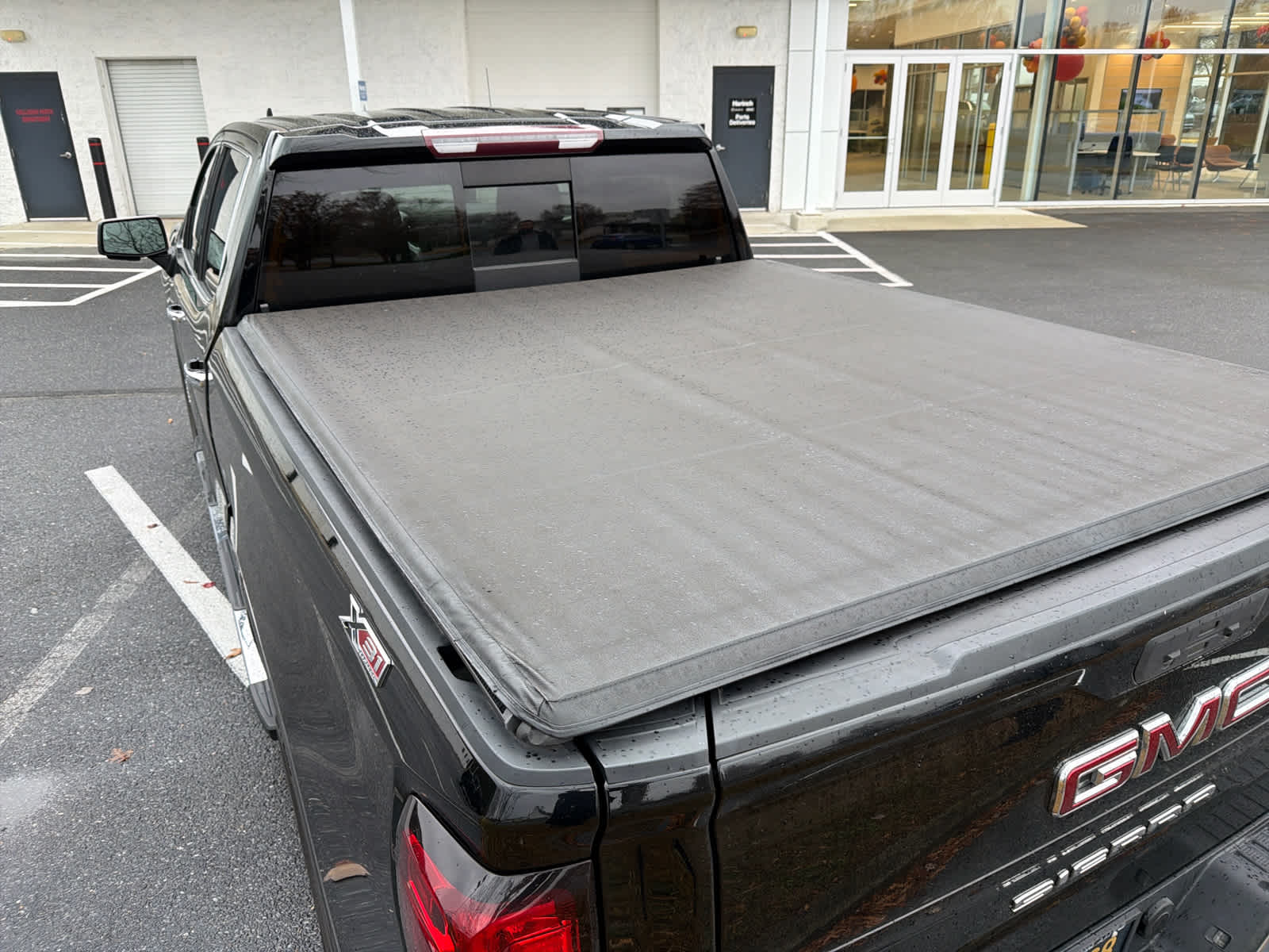 2020 Gmc Sierra 1500 SLT photo 4