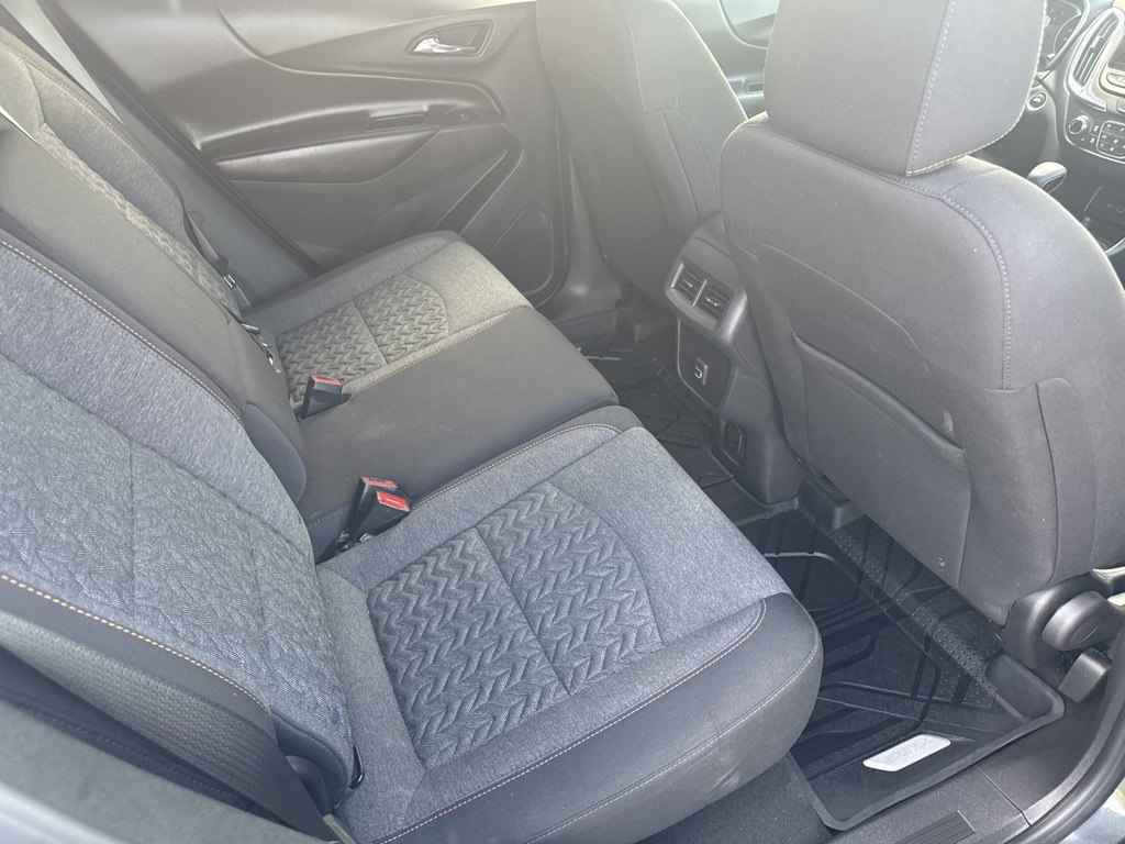 2022 Chevrolet Equinox LT photo 21