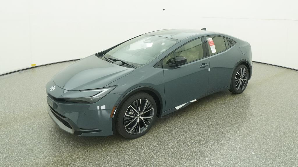2026 Toyota Prius XLE's photo