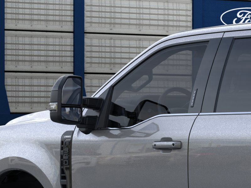2025 Ford F-350 Lariat photo 19