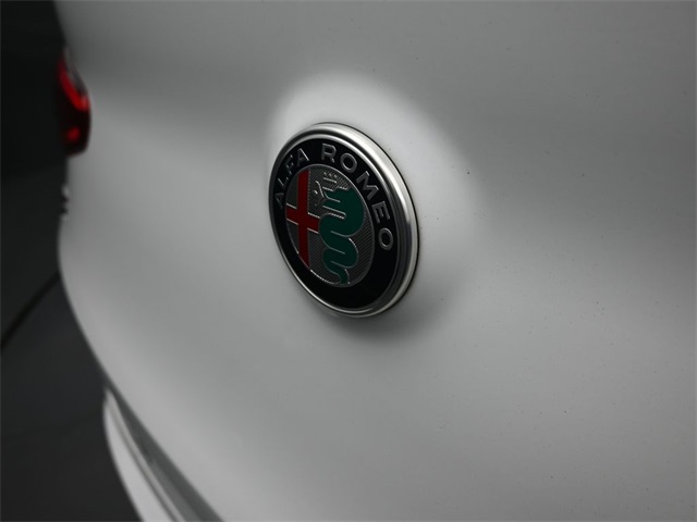 2022 Alfa Romeo Stelvio Ti Sport photo 40
