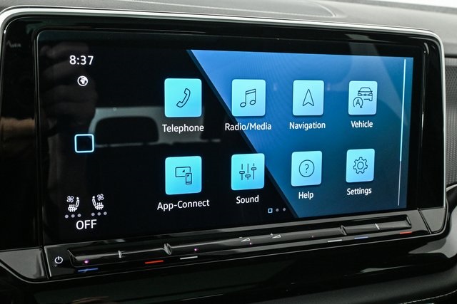2025 Volkswagen Atlas Cross Sport SEL R-Line photo 14