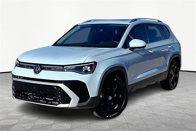 2025 Volkswagen Taos SEL's photo