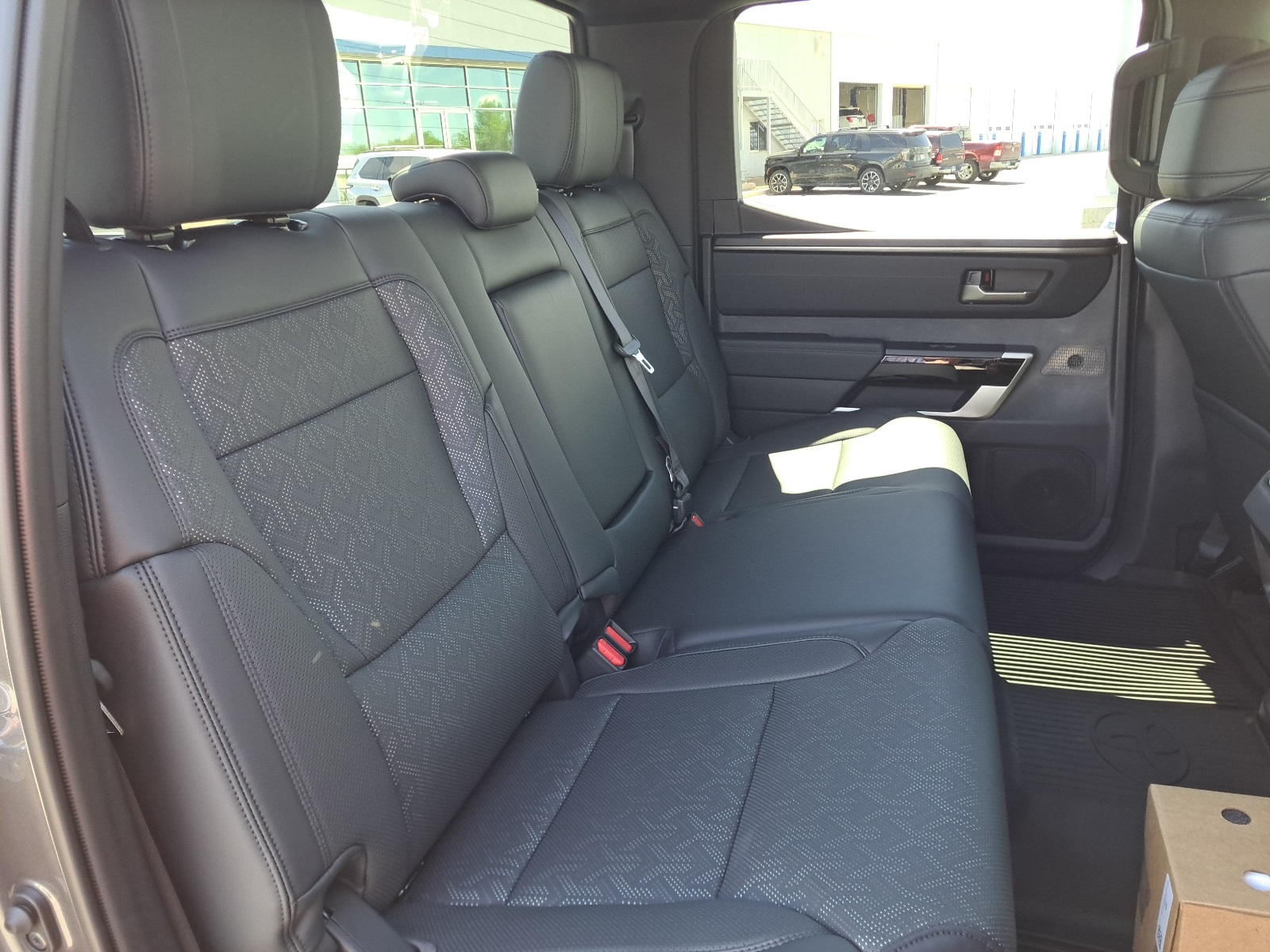 2025 Toyota Tundra Limited CrewMax photo 23