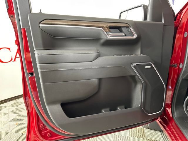 2025 Chevrolet Silverado 1500 RST photo 14