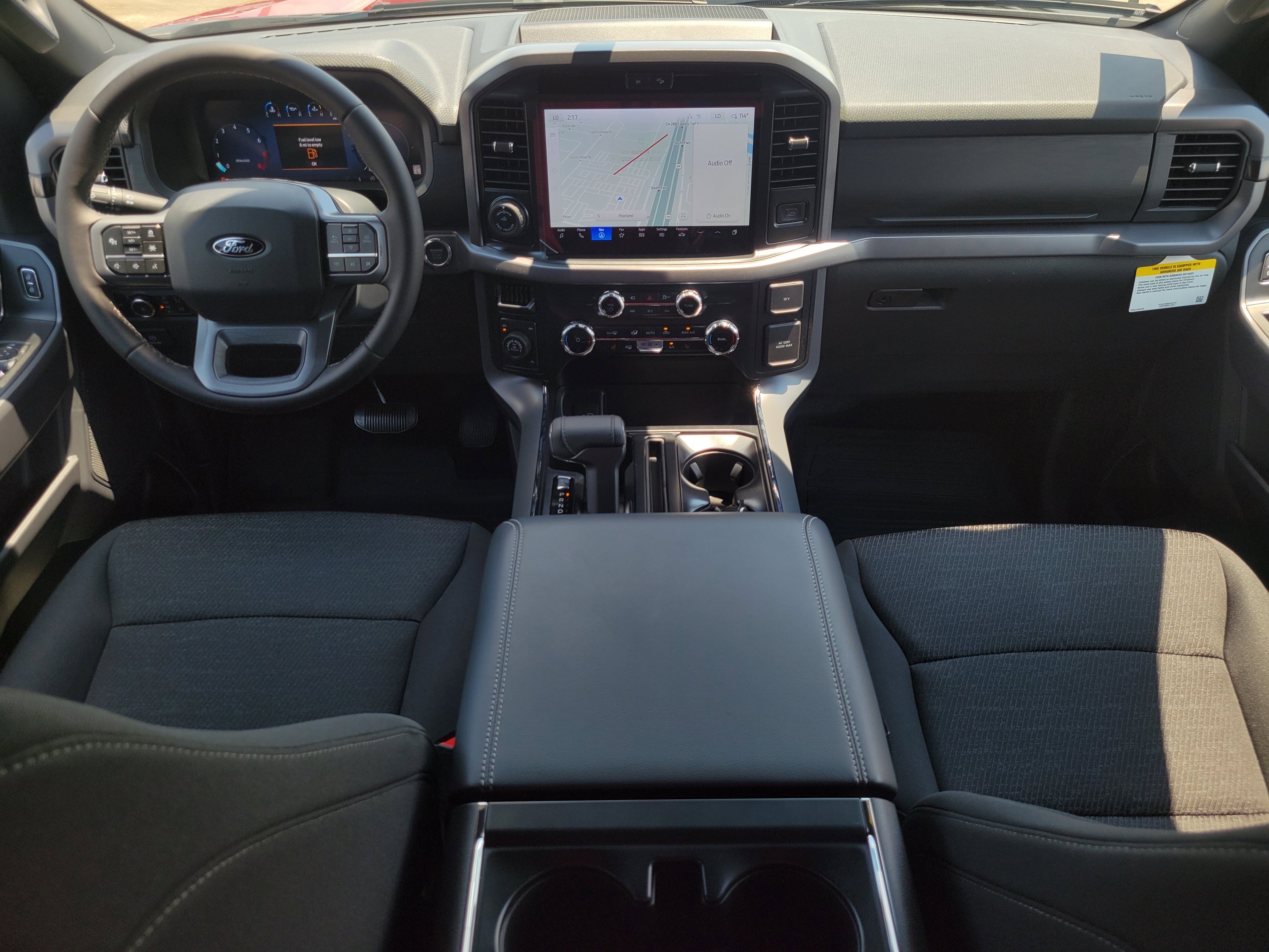 2025 Ford F-150 XLT photo 3