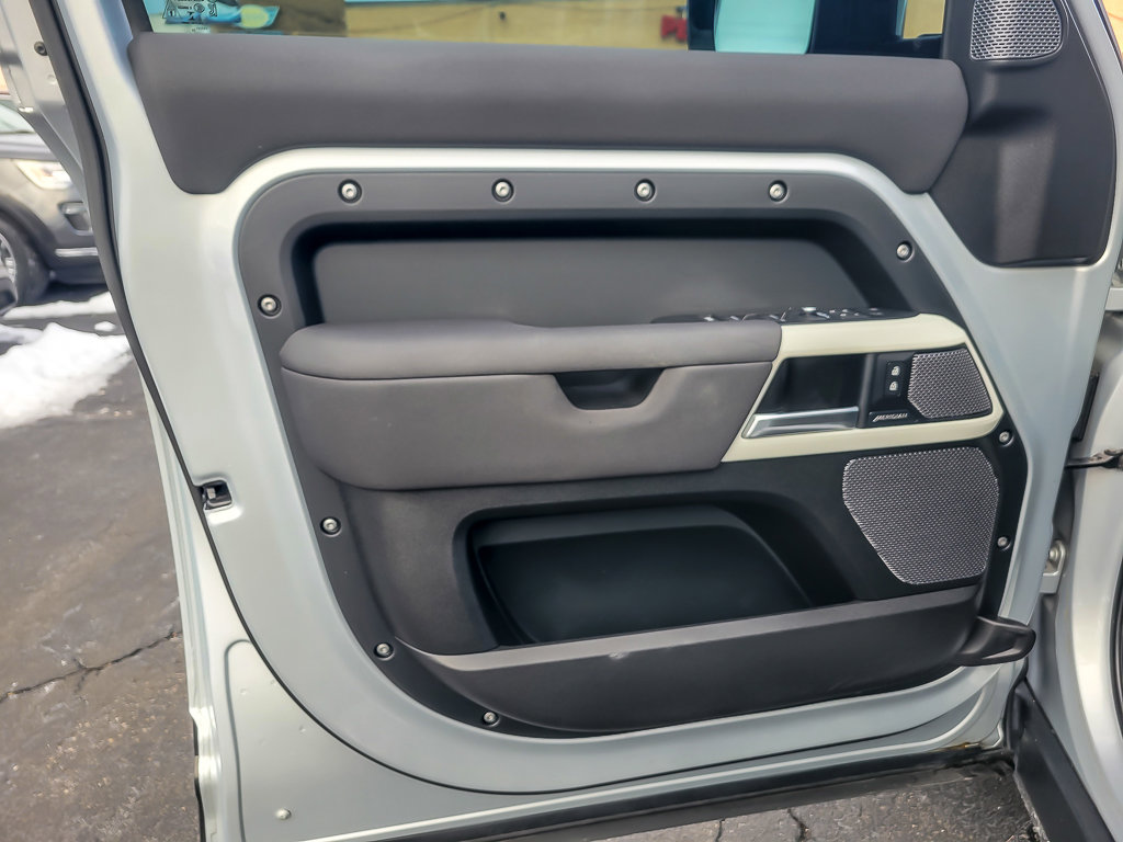 2021 LAND ROVER DEFENDER - Image 18