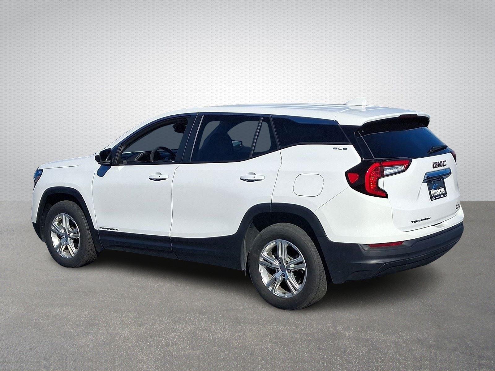 2024 Gmc Terrain SLE photo 4