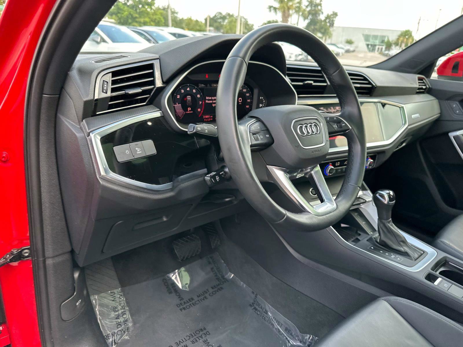 2024 Audi Q3 45 TFSI S line Premium photo 19