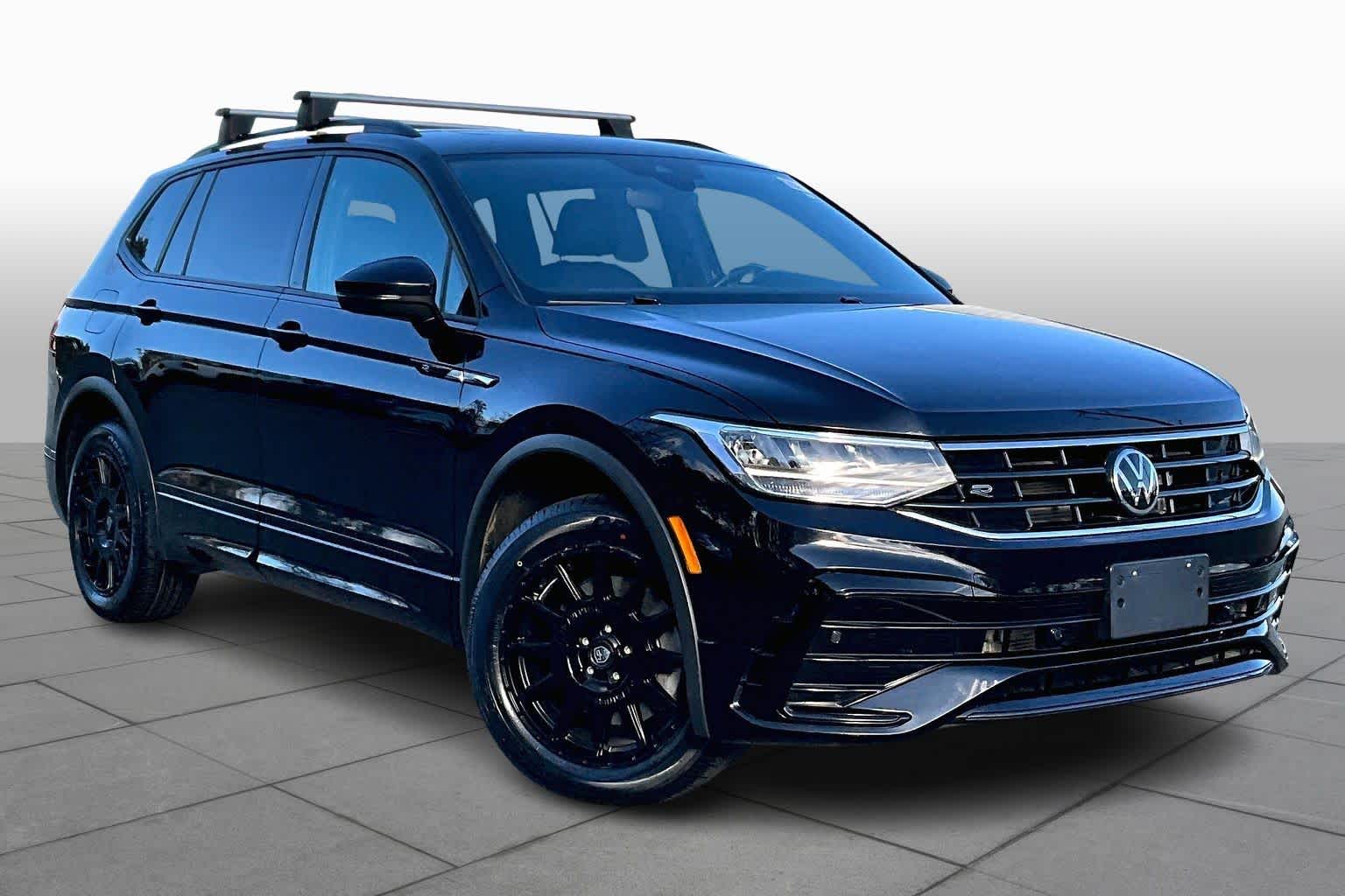 2024 Volkswagen Tiguan SE R-Line Black photo 2