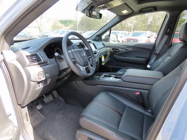2025 Honda Ridgeline TrailSport photo 2