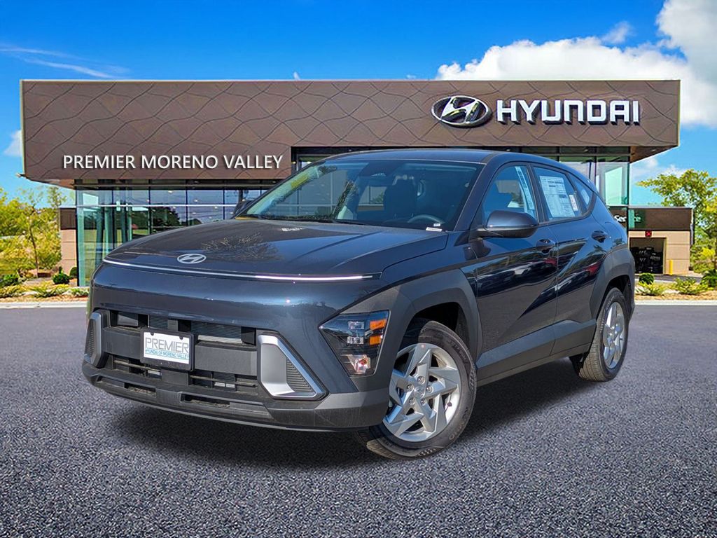 2026 Hyundai Kona SE's photo
