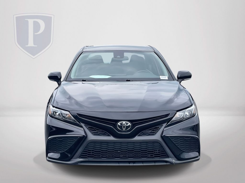 2023 Toyota Camry SE photo 2