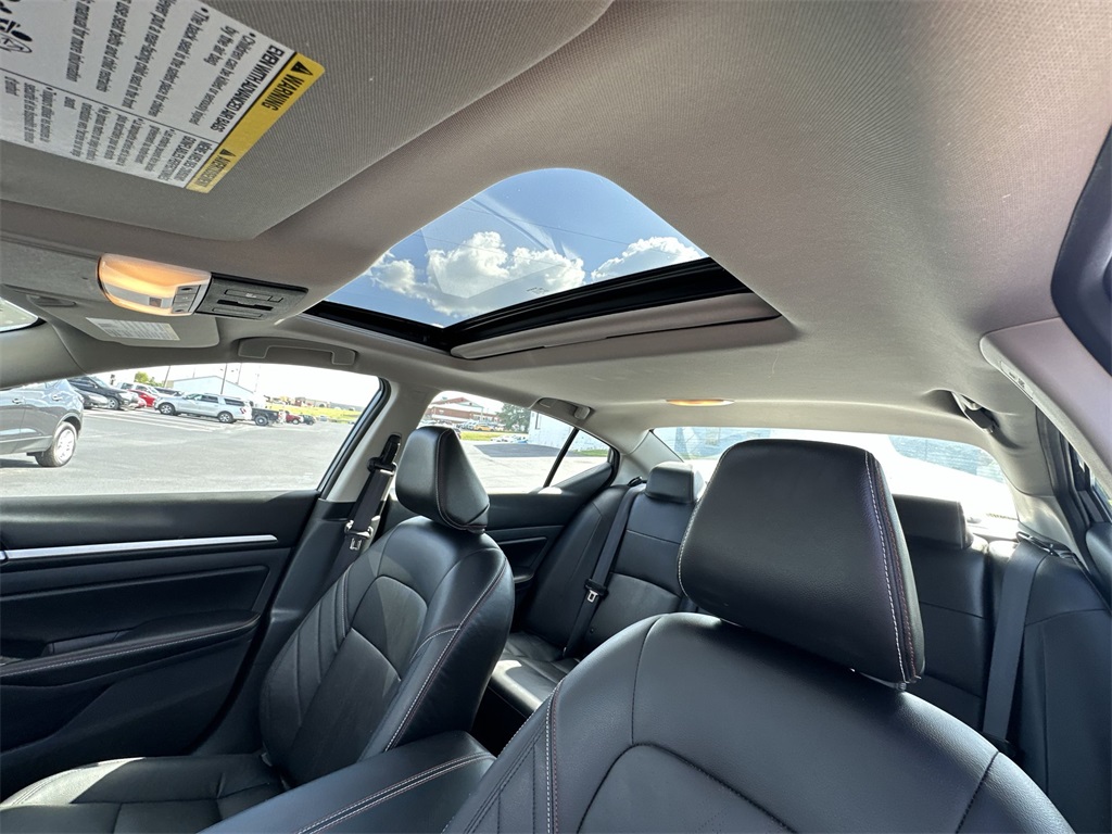 2024 Nissan Altima 2.5 SR photo 22