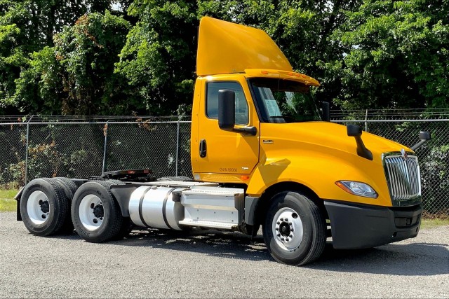 Pre-Owned 2019 International LT625 6x4 Day Cab