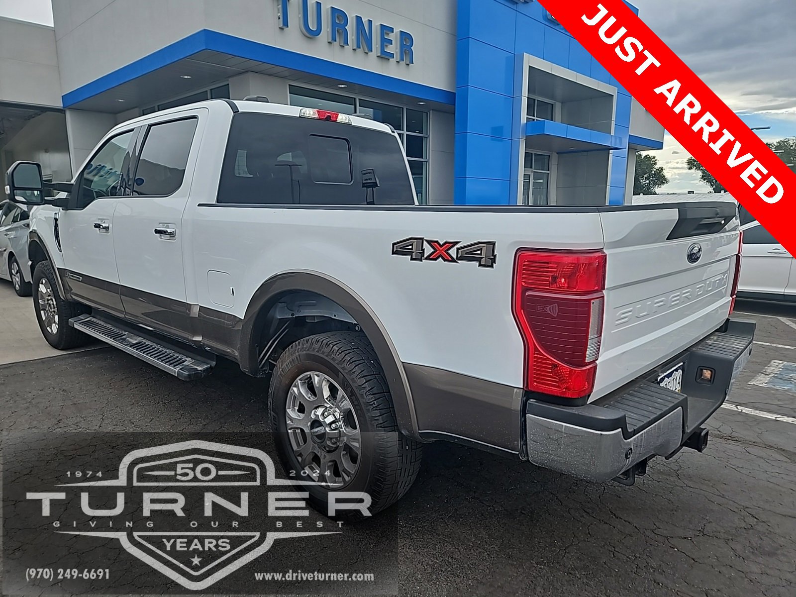 2020 Ford F-250 Lariat photo 2
