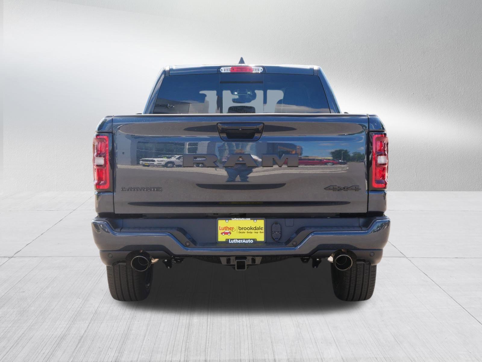 2026 Ram 1500 Laramie photo 2