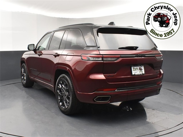 2025 Jeep Grand Cherokee Summit Reserve photo 3