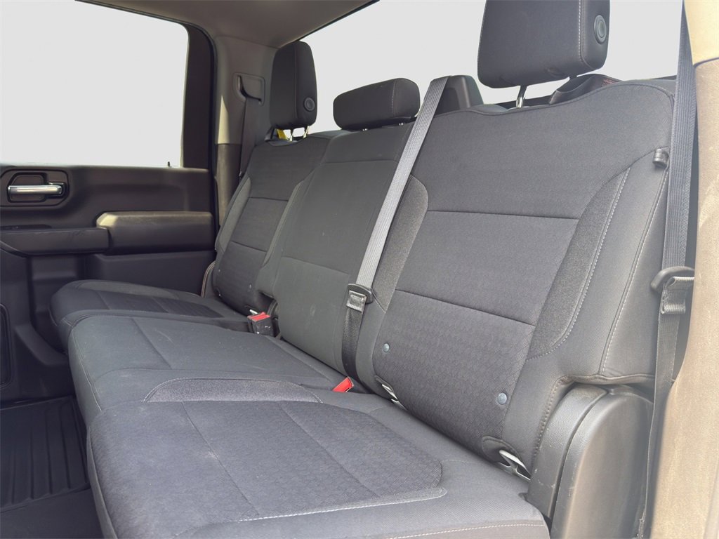 2021 Chevrolet Silverado LT photo 12