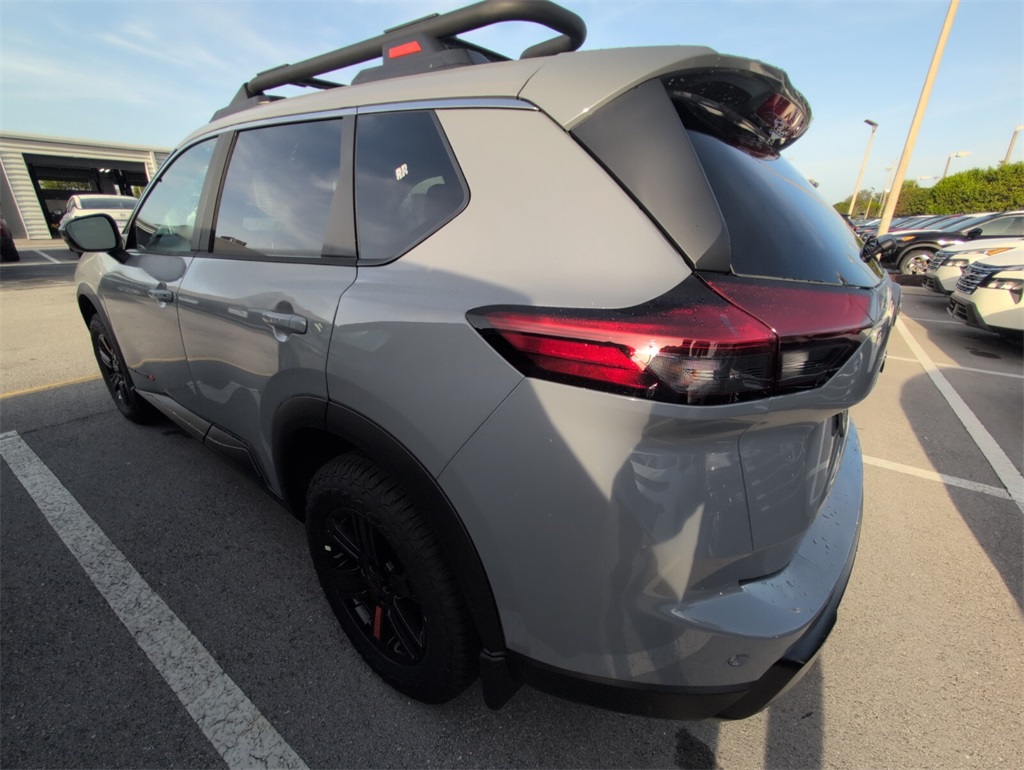 2026 Nissan Rogue SV photo 6