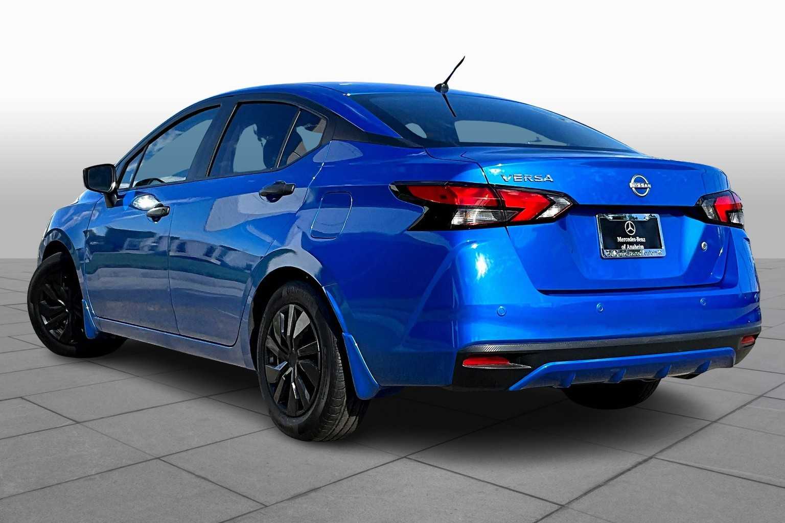 2024 Nissan Versa S photo 11