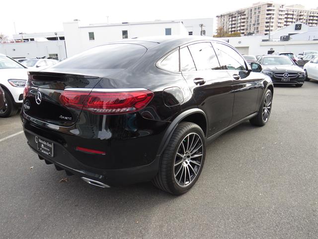 2022 Mercedes Benz GLC 300 4MATIC photo 4