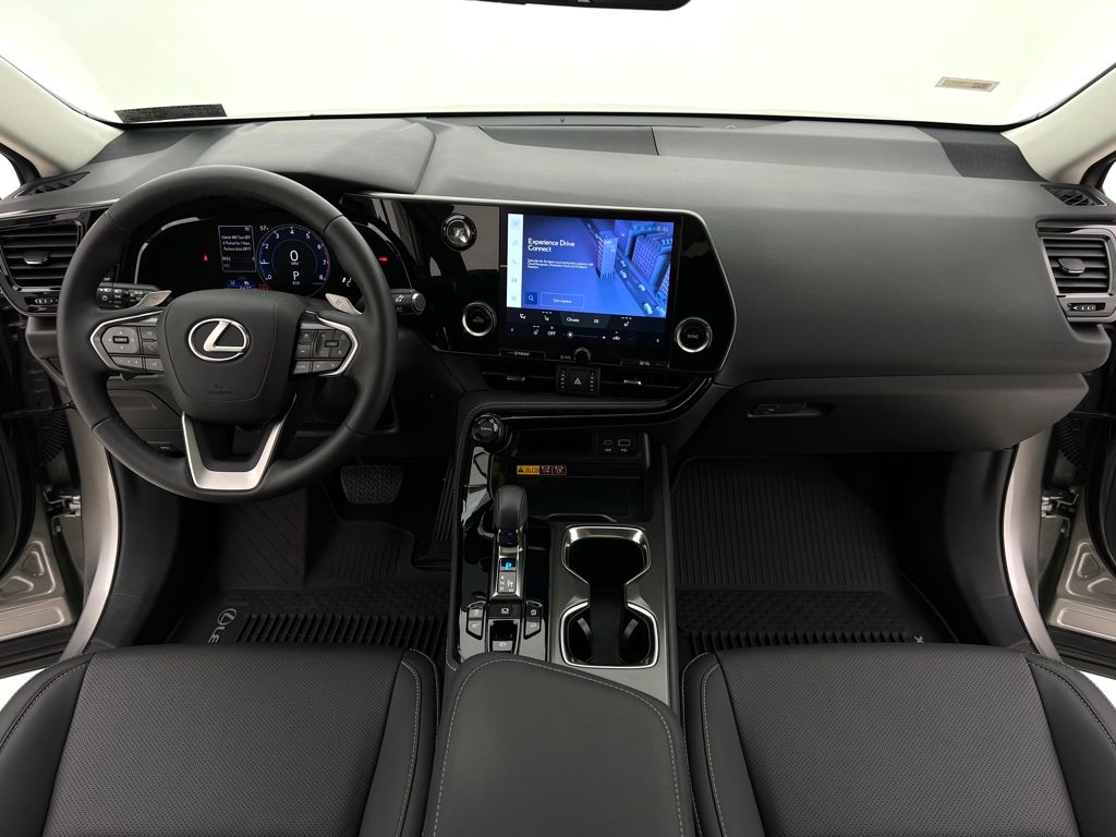 2025 Lexus NX 350 photo 3