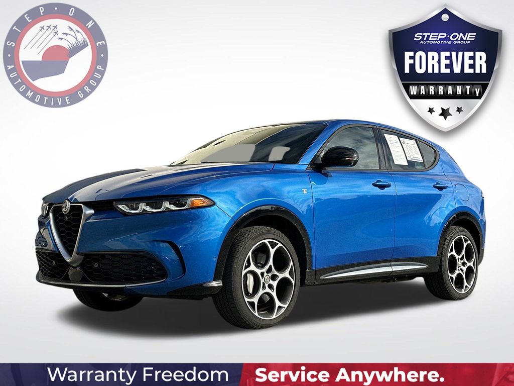 2024 Alfa Romeo Tonale Ti's photo