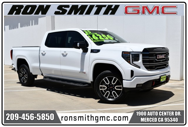 2025 GMC Sierra 1500 AT4
