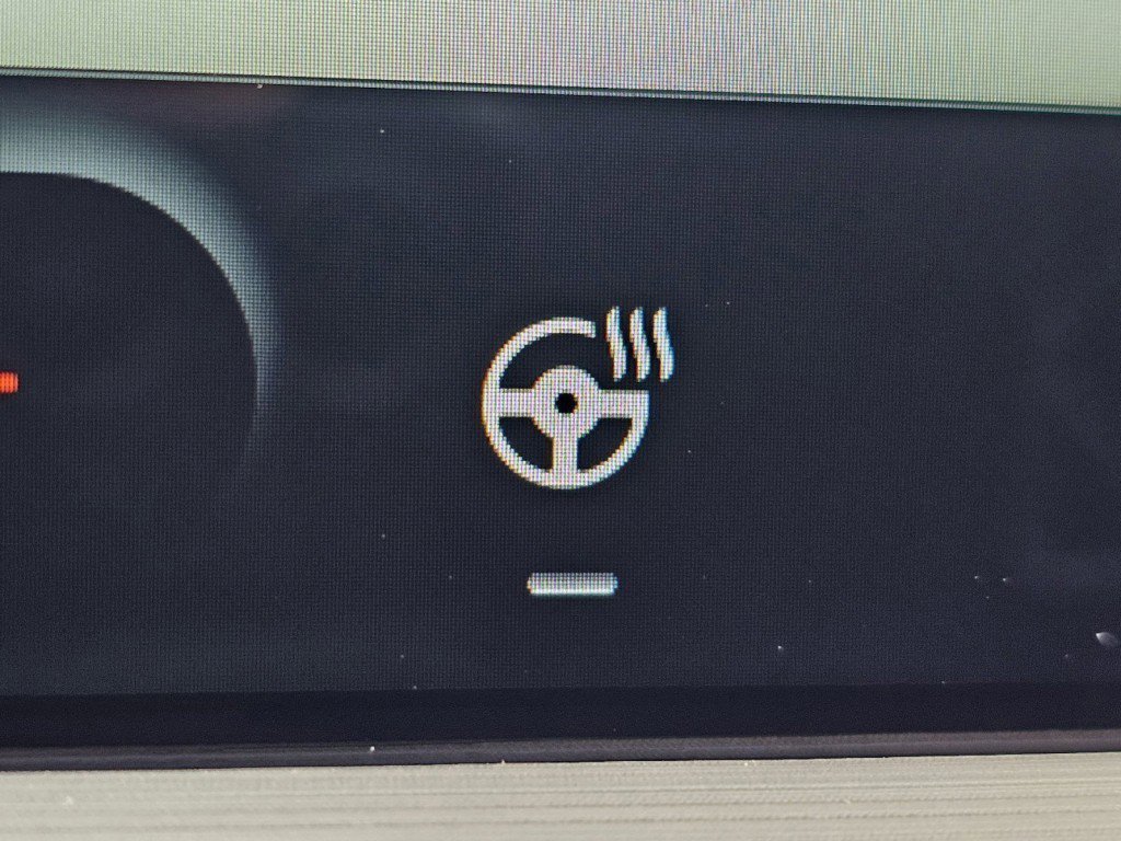 2025 Ford Escape Plug-In Hybrid photo 3