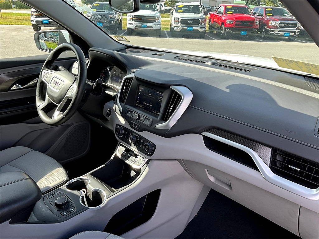 2023 Gmc Terrain SLE photo 13