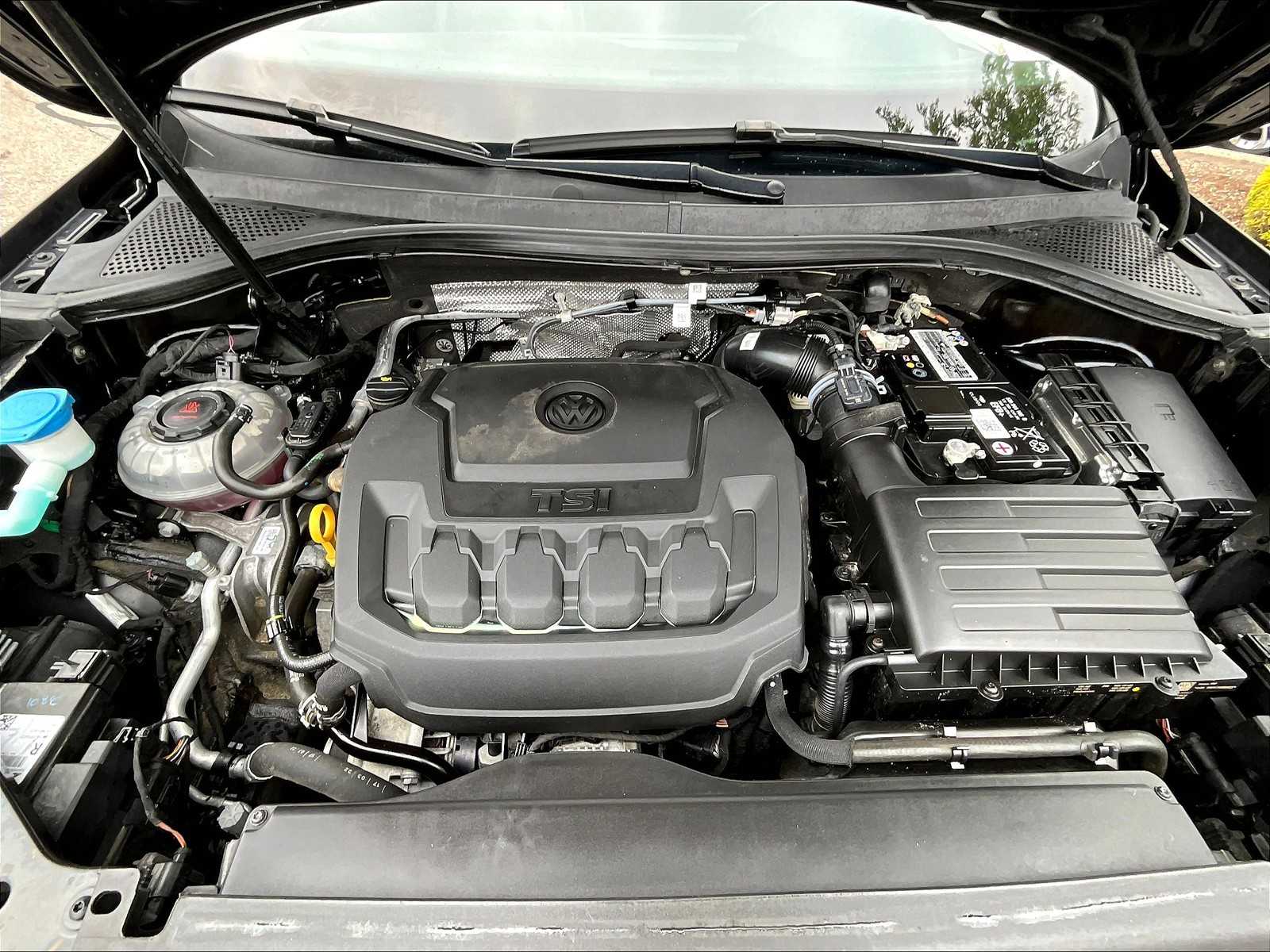 2022 Volkswagen Tiguan SEL Premium R-Line photo 28
