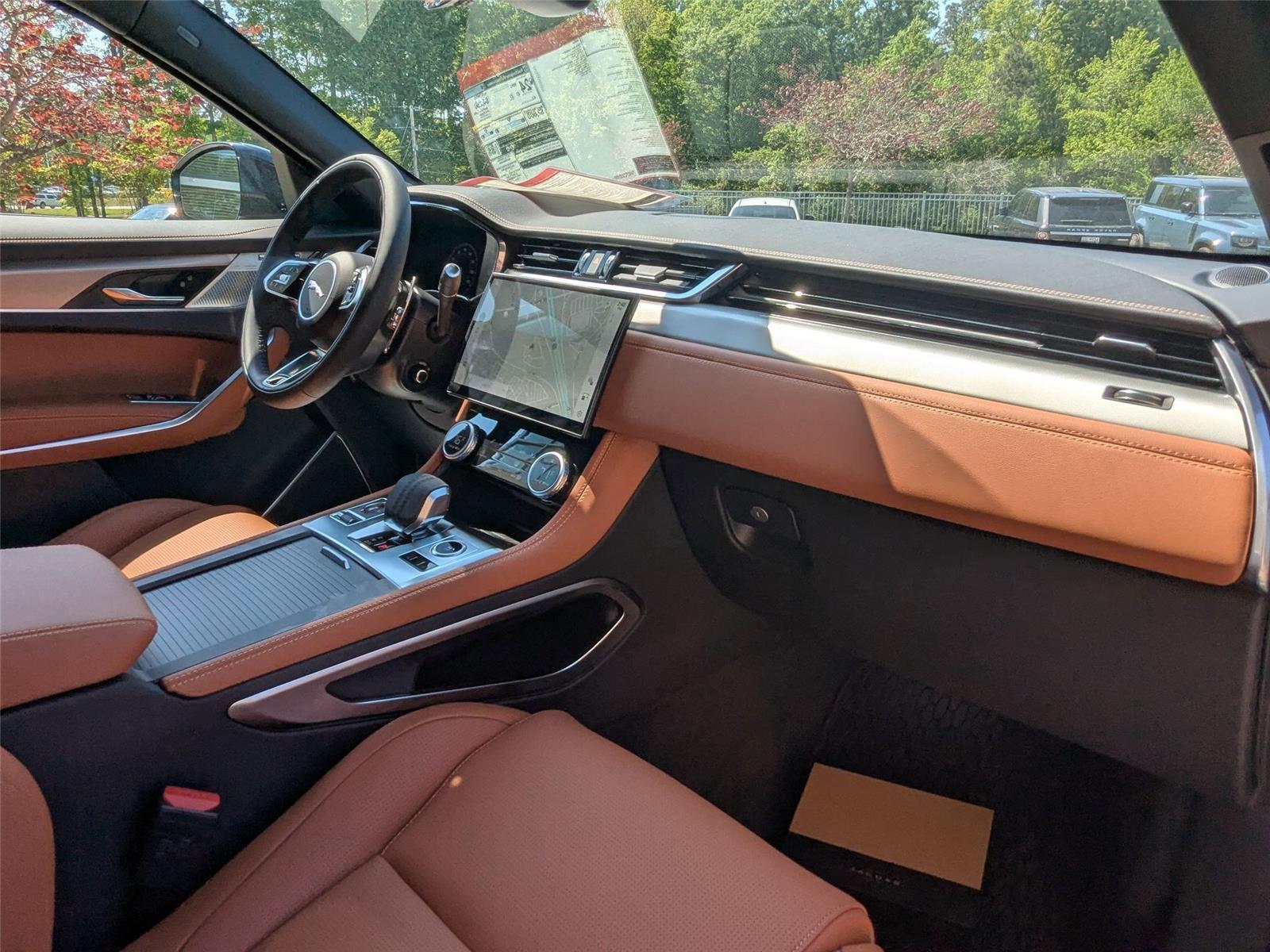 2026 Jaguar F-PACE P250 R-Dynamic S photo 31