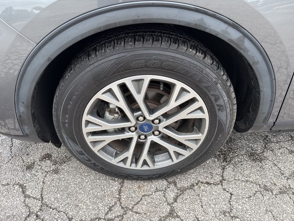 2021 Ford Escape Hybrid SEL photo 11