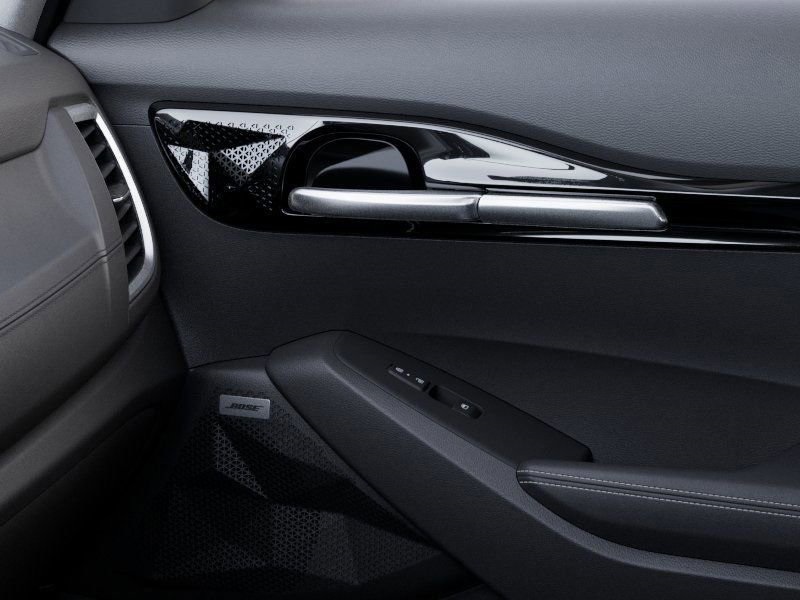 2025 Kia Seltos SX photo 24