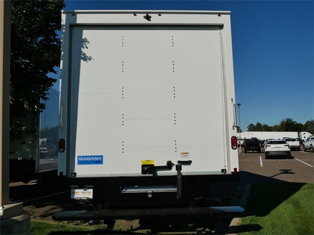 2025 Chevrolet Express Cutaway 3500 photo 4