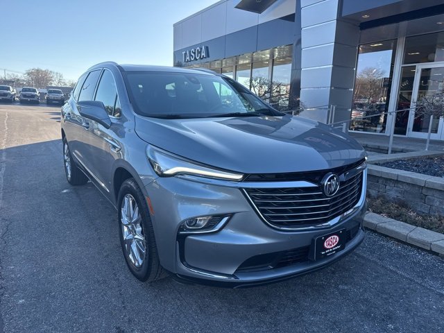 2024 Buick Enclave Essence's photo