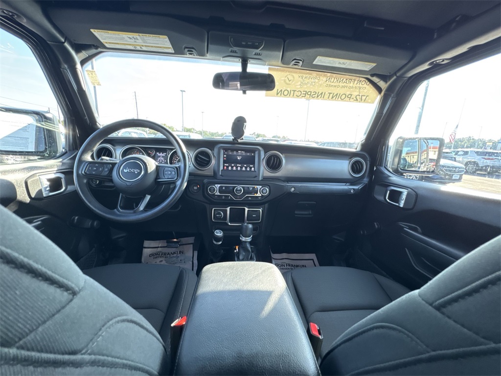 2023 Jeep Gladiator Sport photo 10